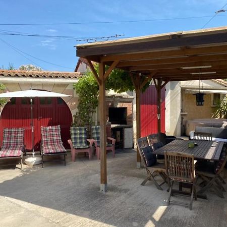 Appartement Tout Confort Avec Parking Fermé Arlés Exterior foto
